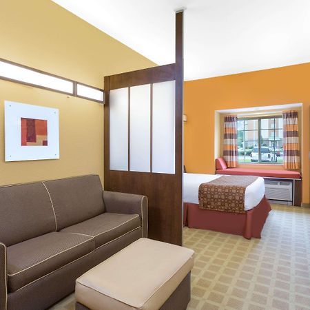 Microtel Inn & Suites By Wyndham University Medical Park Greenville Ngoại thất bức ảnh