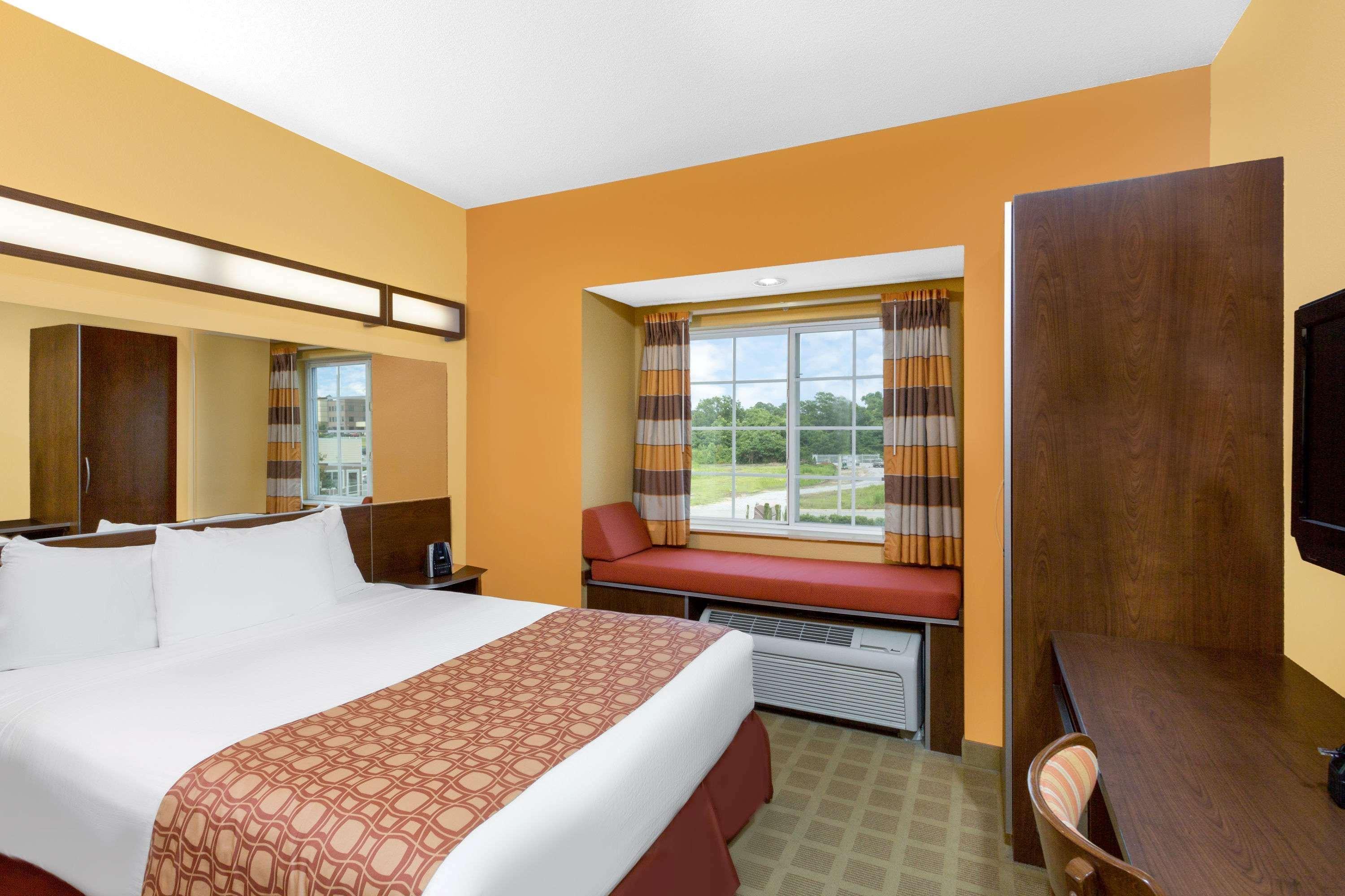 Microtel Inn & Suites By Wyndham University Medical Park Greenville Ngoại thất bức ảnh